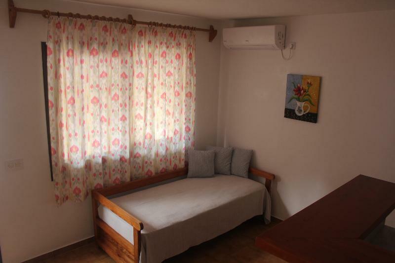 Apartamentos Pinomar Es Calo  Bagian luar foto
